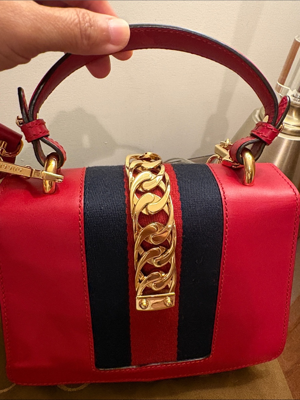 GUCCI Sylvie Mini - Picture 4 of 13